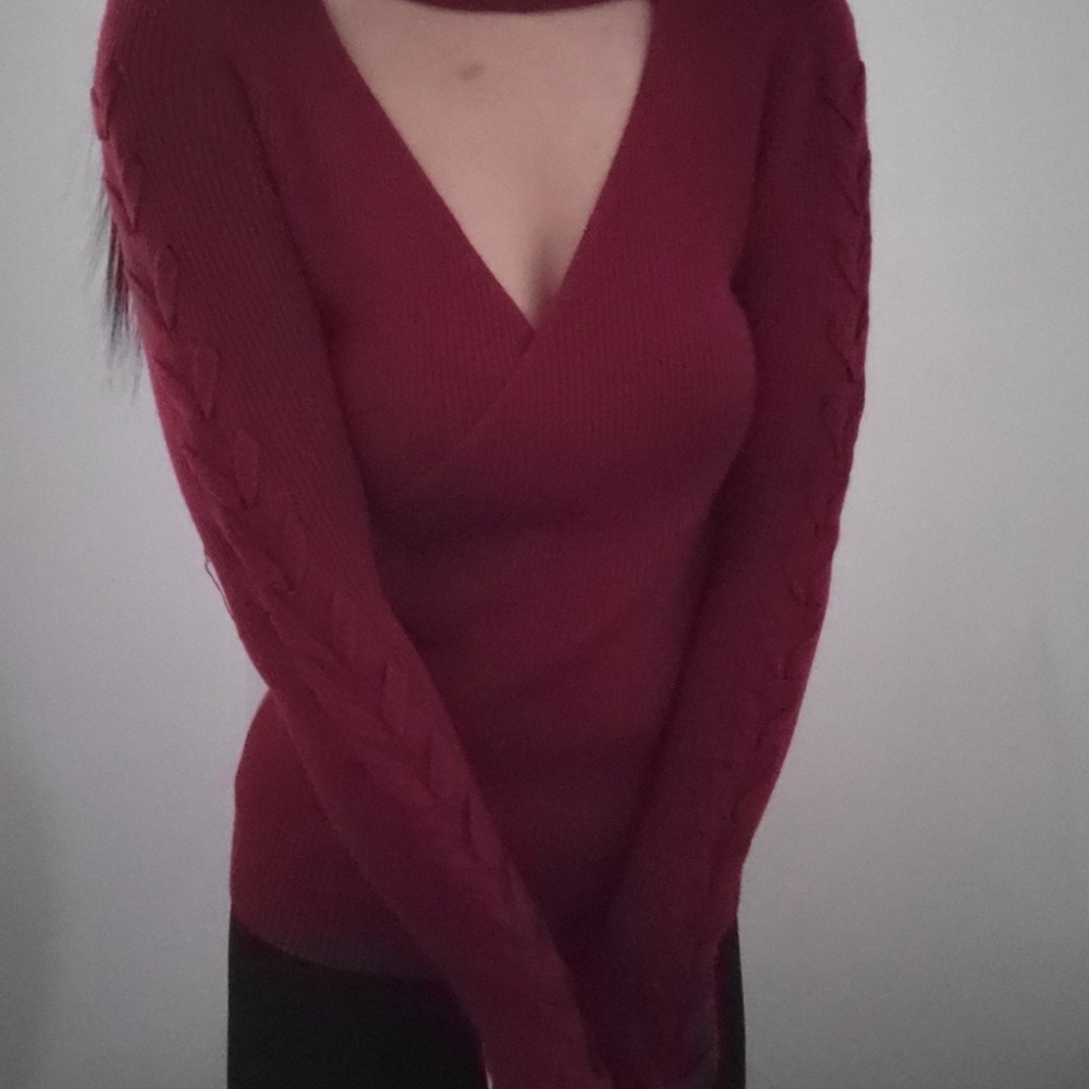 burgundy braided long sleeve v neck